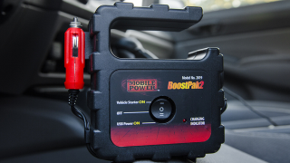 Illustration for article titled USB Car Chargers Galore, 201 Tools for $61, and More Deals